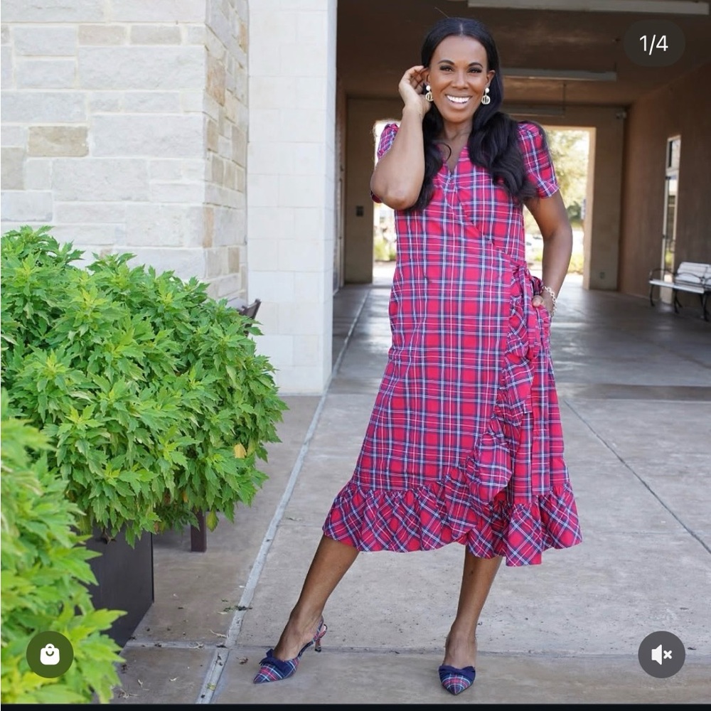 Draper James Short Sleeve Bow Waist Love Circle Dress